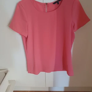 Vero Moda blus - En jättefin blus ifrån Vero Moda. Aldrig använd 