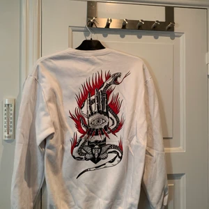 Vit sweatshirt med tryck  - Vit sweatshirt 7/10
