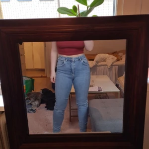 Jeans - Skitsnygga ljusa jeans från Ginatricot.