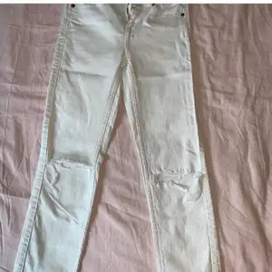 Jätte fina vita jeans till sommaren!✨