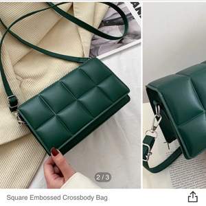 Grön väska från shein som aldrig är använd. Kan ta egna bilder om så önskas