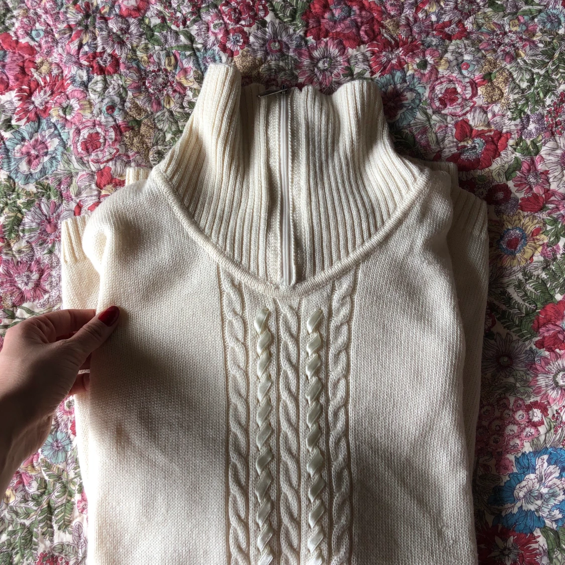 Stickad tröja köpt second hand  - 91