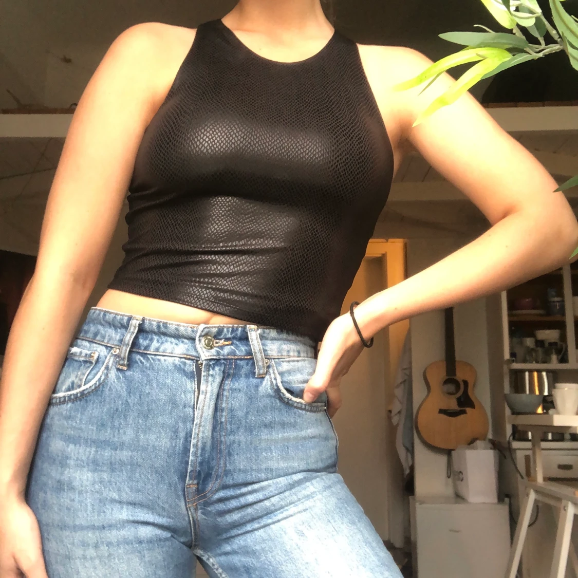 Glansigt ormmönstrat linne. Helt nytt!