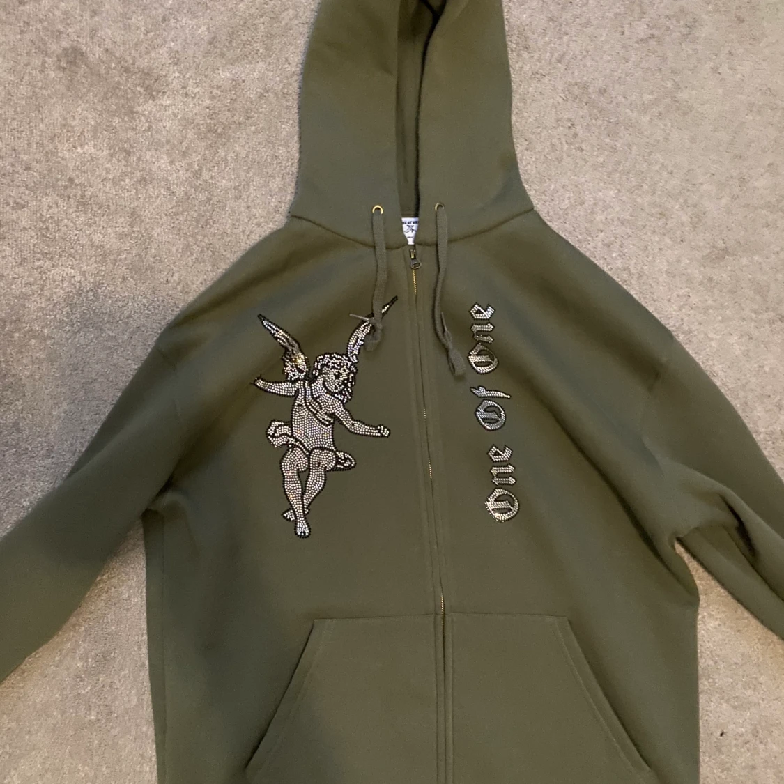 ONE OF ONE ZIP HOODIE