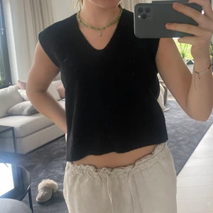 Väst - Säljer denna söta väst