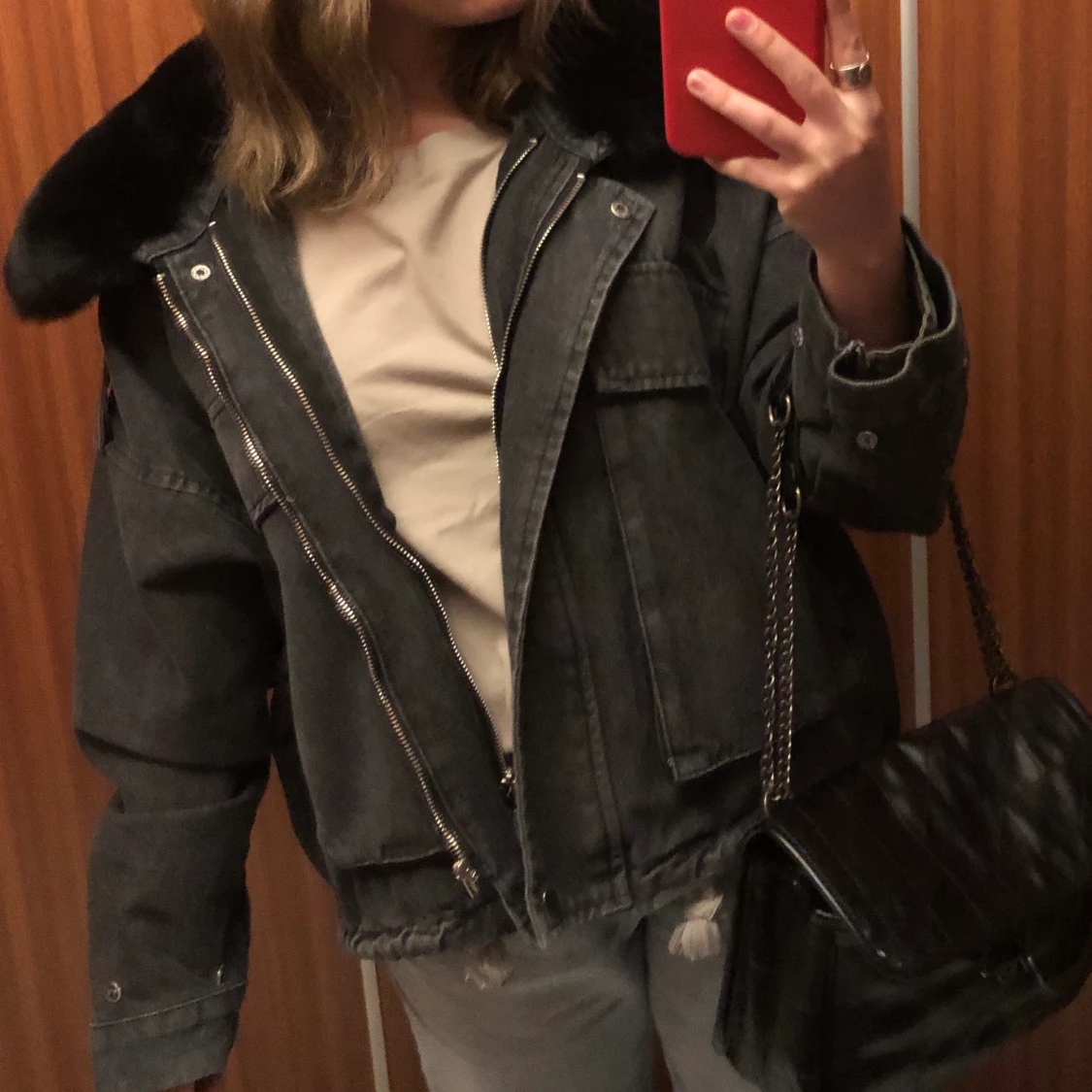 Jacka med päls - 91