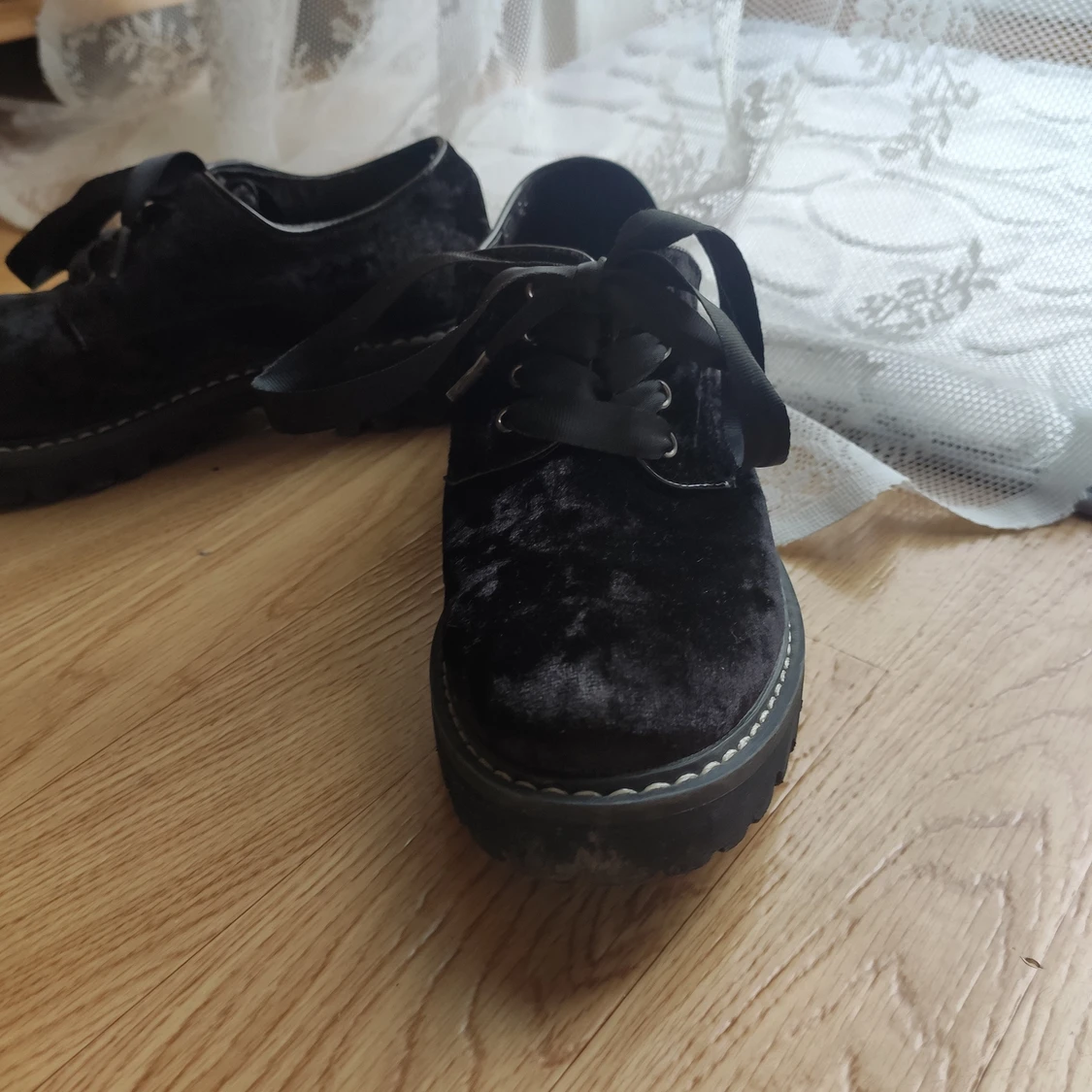 Dr. Martens kopior i sammet - 90