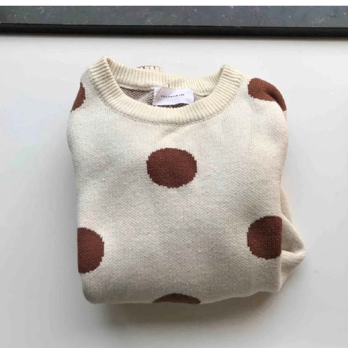 Tröja med prickar - 91