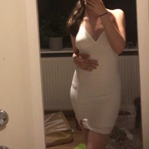 Klänning  - Helt ny oanvänd bara testad storlek S 