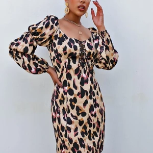 Leopardklänning i Small - Oanvänd
