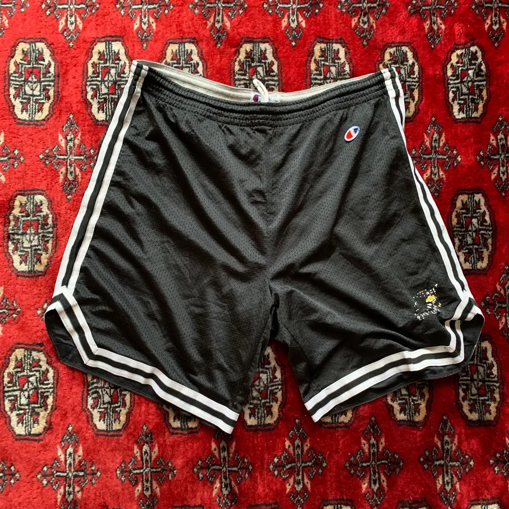Super snygga basket shorts ’90. Shorts.