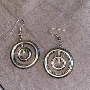 Öronhänge - Aldrig använda 