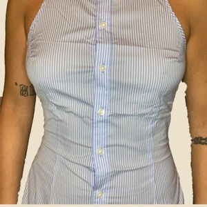 Blue strap shirt - Selling this perfect tailored blue striped top, never used <3
