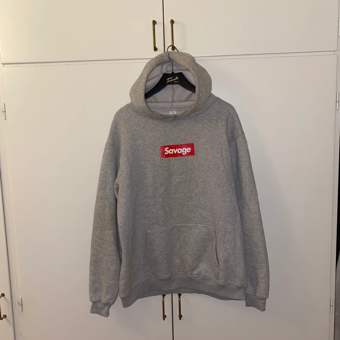 Grå hoodie size M