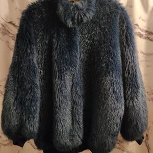 Faux fur vintage, mörkturkos  - Helt ny från vintageaffär. Oversized/XL. Lyxig feel på pälsen, mkt varm, knäpps med knappar. Silkesfodring. Impulsköp... 