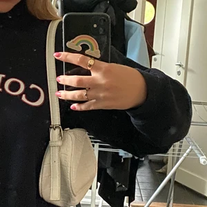 Väska - En snygg väska, inget fel kommer bara inte till användning😊