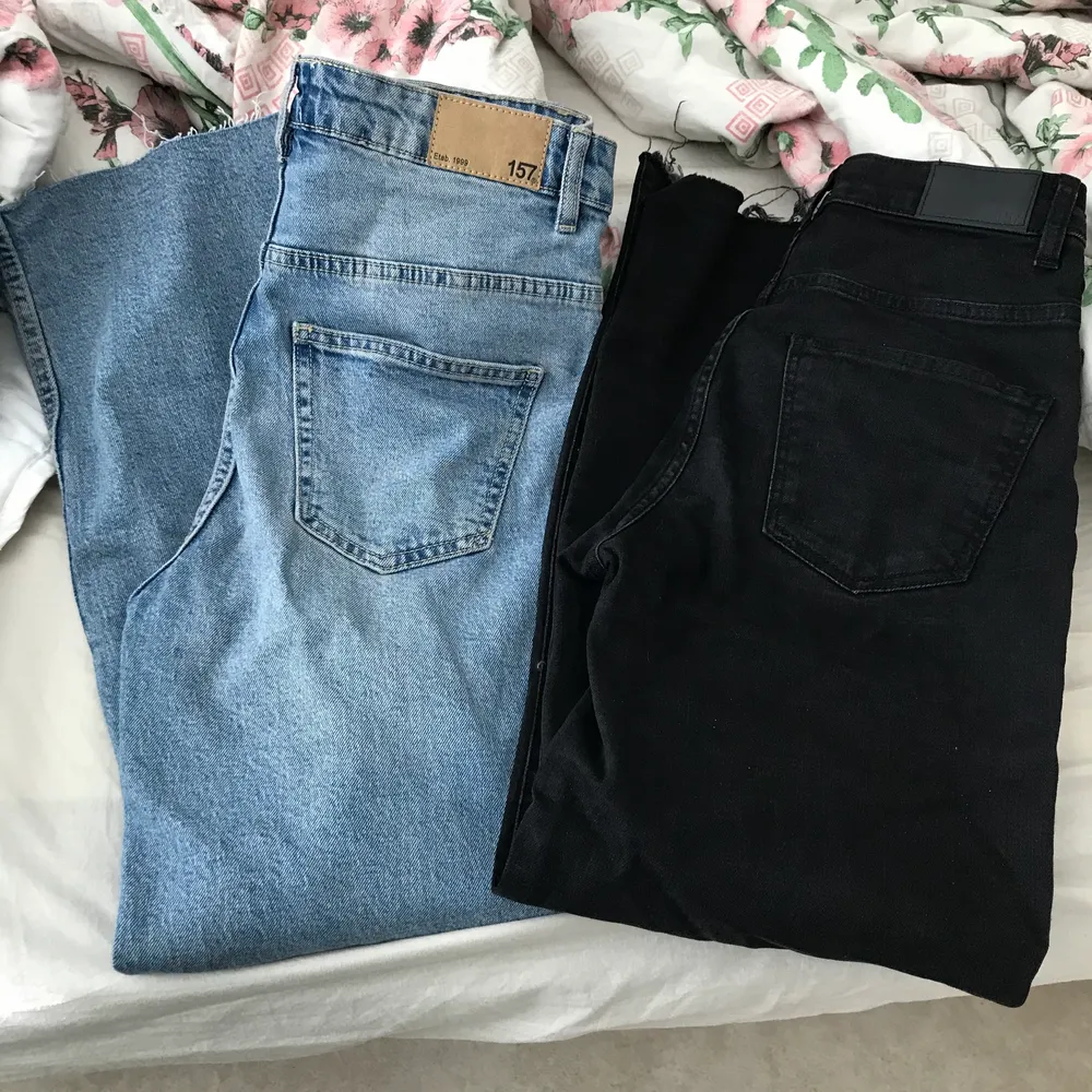 Säljer två nya jeans från lager 157, LANE. Säljes för 200 kr/styck. . Jeans & Byxor.