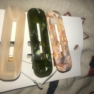 hårklämma 70 tal✨ earthtones🌴🪵🪴🎍 - Skriv om fu undrar något💖💖✨