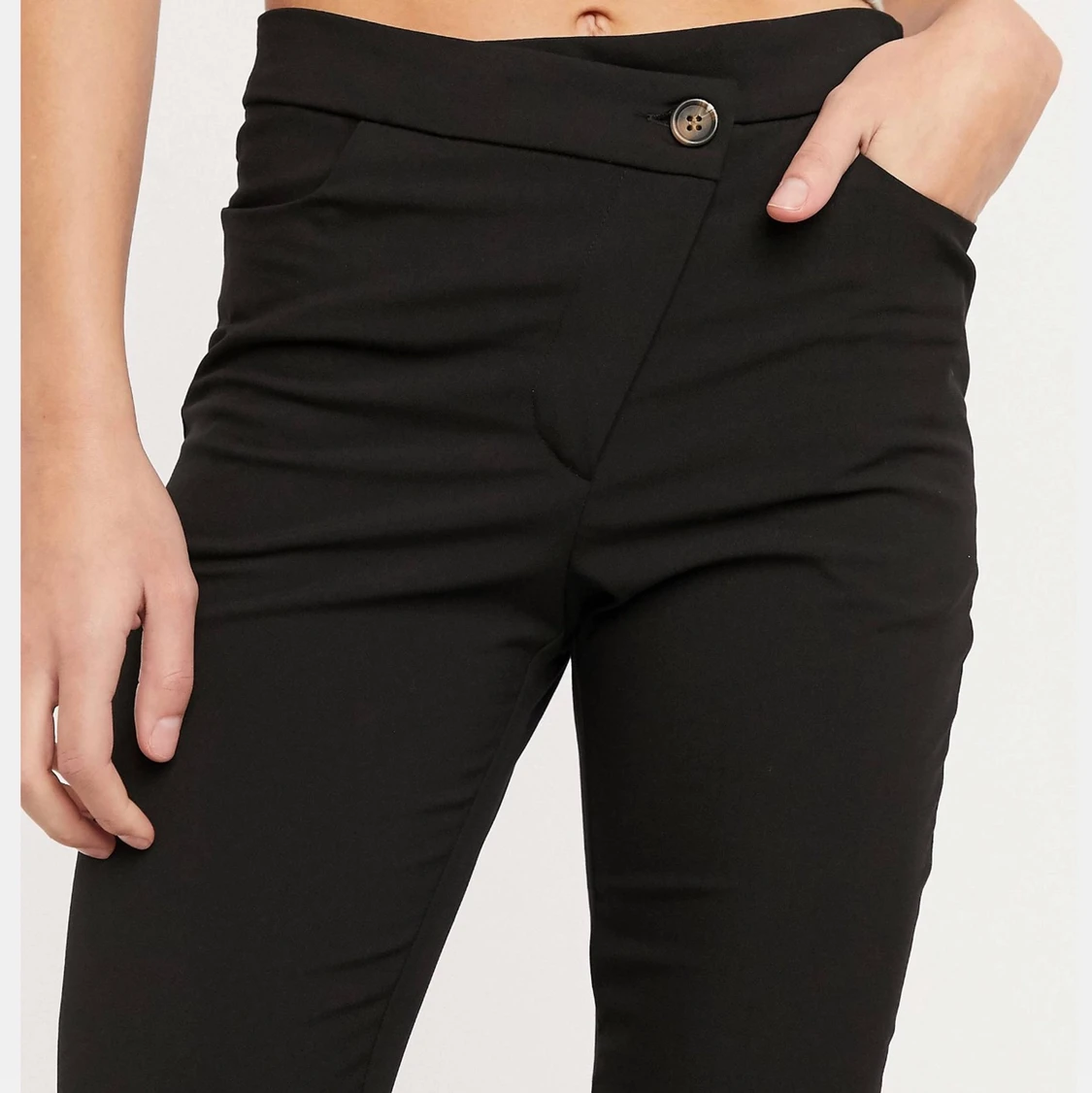 Svarta byxor Weekday - 90