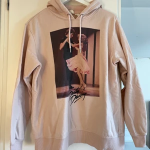 Ljusrosa hoodie - En ljusrosa hoodie💗