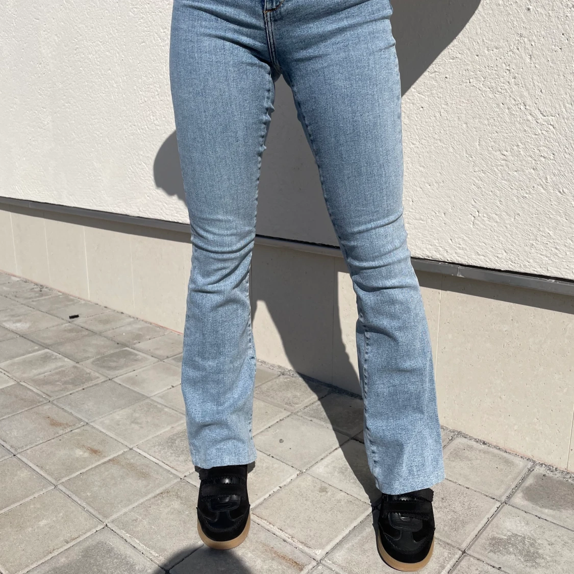Blå bootcut/flare jeans - 90