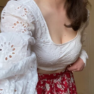 SOMMARTRÖJA - Söt och somrig tröja från nakd <3