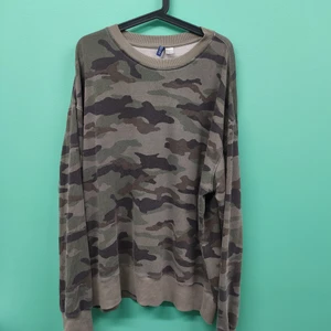 Sweatshirt från Hm - Sweatshirt från Hm, ganska mkt oversize.