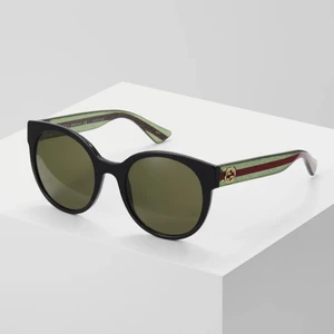 GUCCI solglasögon - Sparsamt använda Gucci solglasögon i modell GG 0035S 002. Unika, enkla solglasögon med en extra touch av lyx! Solglasögonen medföljde av putsduk och solglasögonfodral.