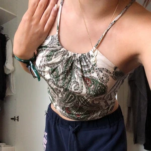 Snygg topp - Snygg topp strl xs, passar xs,s! Helt ny med tags kvar