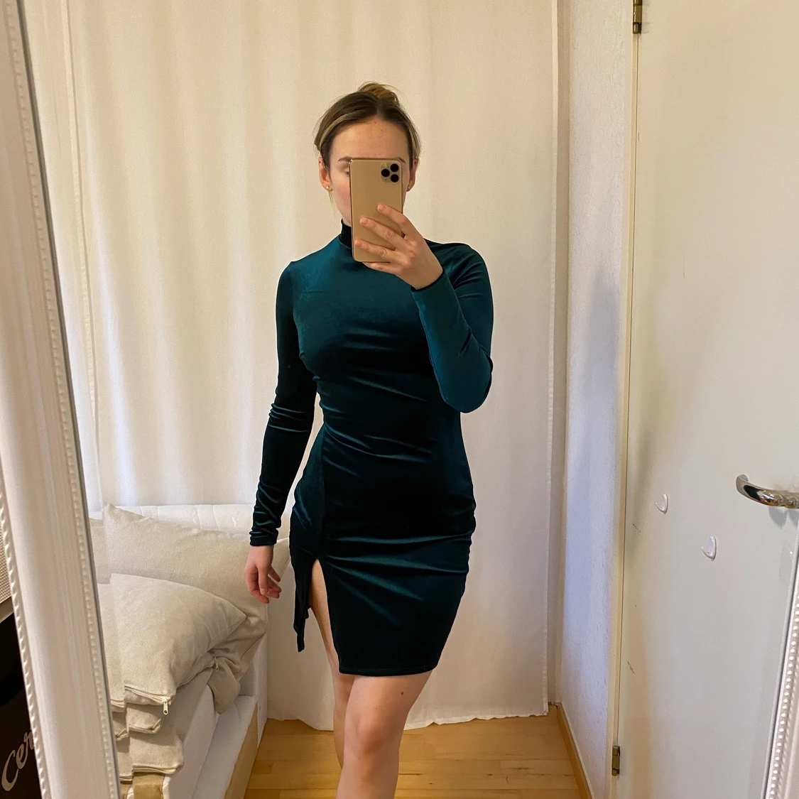 Grön sammetsklänning  - 91
