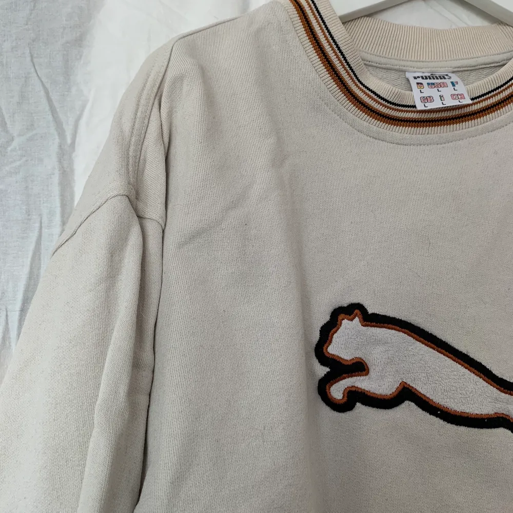 så snygg vintage sweatshirt från puma! säljer då den inte kommer till användning längre :( budgivning om många är intresserade!. Tröjor & Koftor.