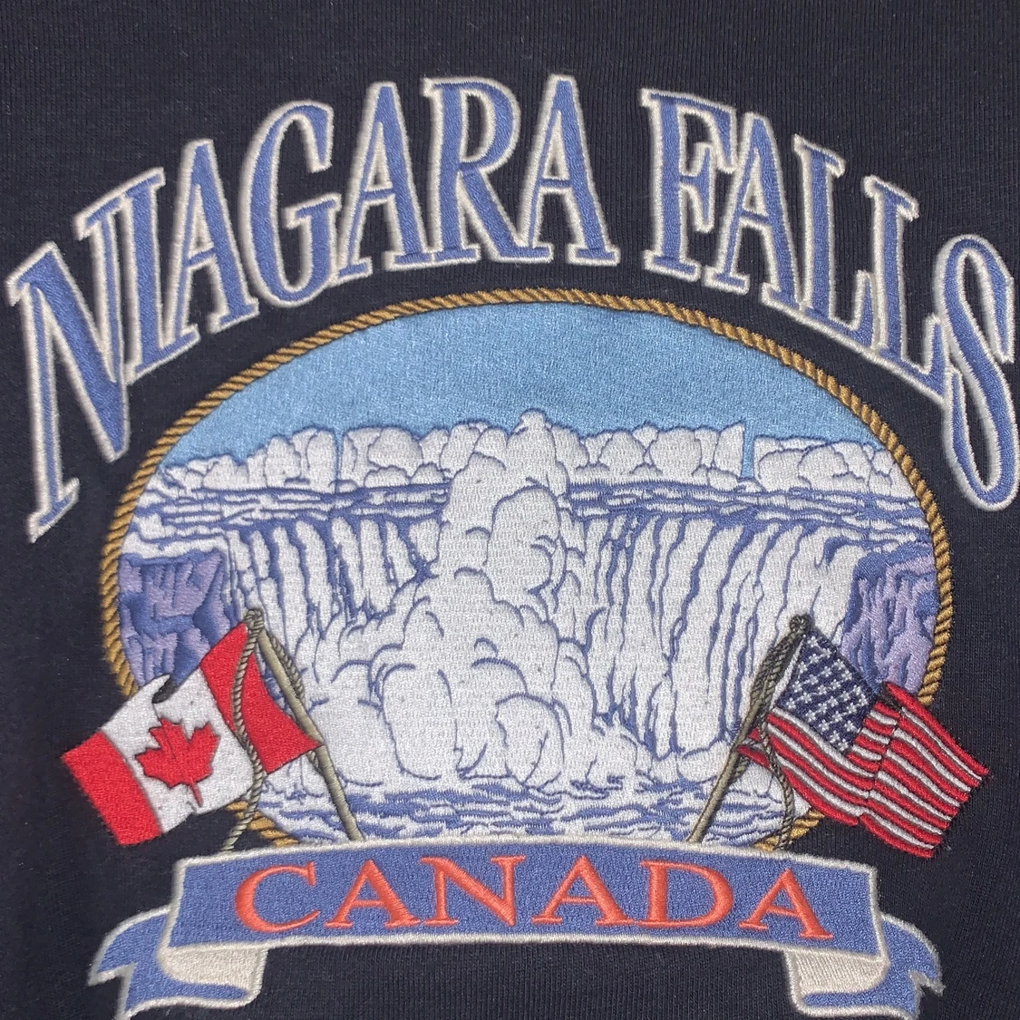 Brandy Melville crewneck - 91