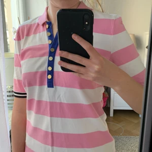 Juicy couture piké  - En randig Juicy Couture piké ❤️ Storlek S 