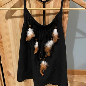 Ny Topp från Nelly strl 38 - Helt ny med lappen kvar. Superfin! 