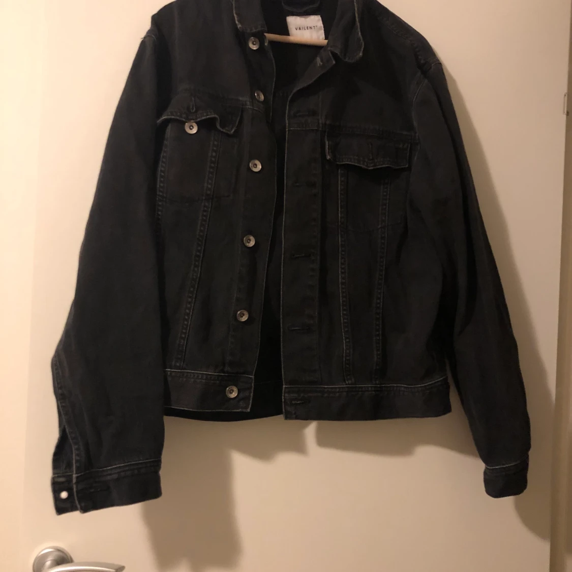 Svardassig jeansjacka  - 90