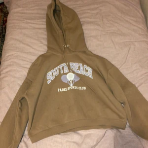 Hoodie - Brun baggy hoodie.