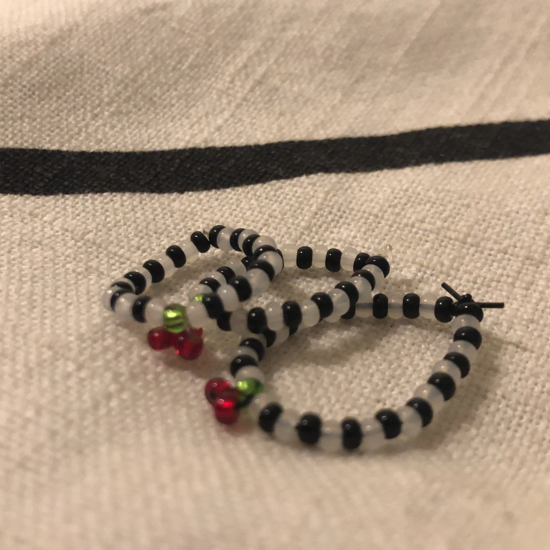 Hemmagjorda körsbärsr. i olika storl. - 90