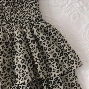 Kjol från Lindex - Andvänd i somras max 6 ggr, jätte fin och skön i materialet!❤️