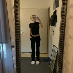 Lågmidjade kostymbyxor  - Lågmidjade kostymbyxor skit snygga , Innerbenslängd 82cm