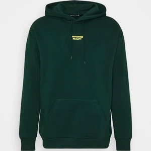 hoodie - hoodie från ”YOURTURN” som ja köpte i början av hösten. Storlek M som sitter oversized på mig (S), inga skador. Köparen står för frakten💖