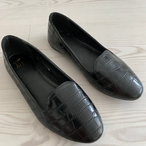 Loafers, skinnmaterial - Loafers
