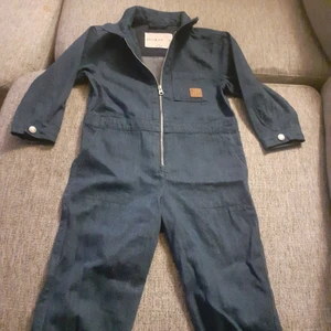 Jeans onepice?  - Jeans onepice aldrig använd storlek 92 