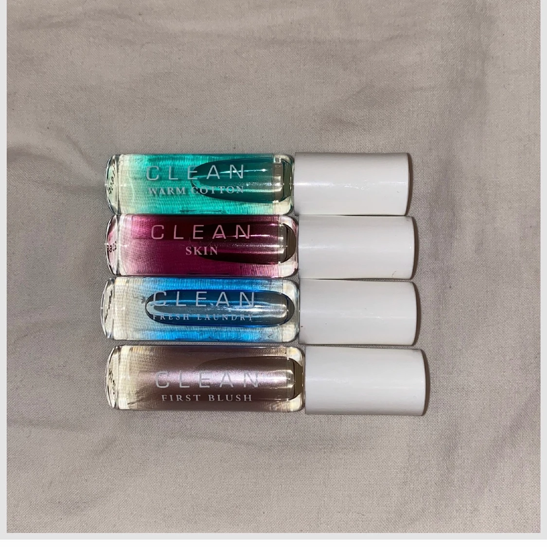 4 Clean rollerball perfymer (5ml)