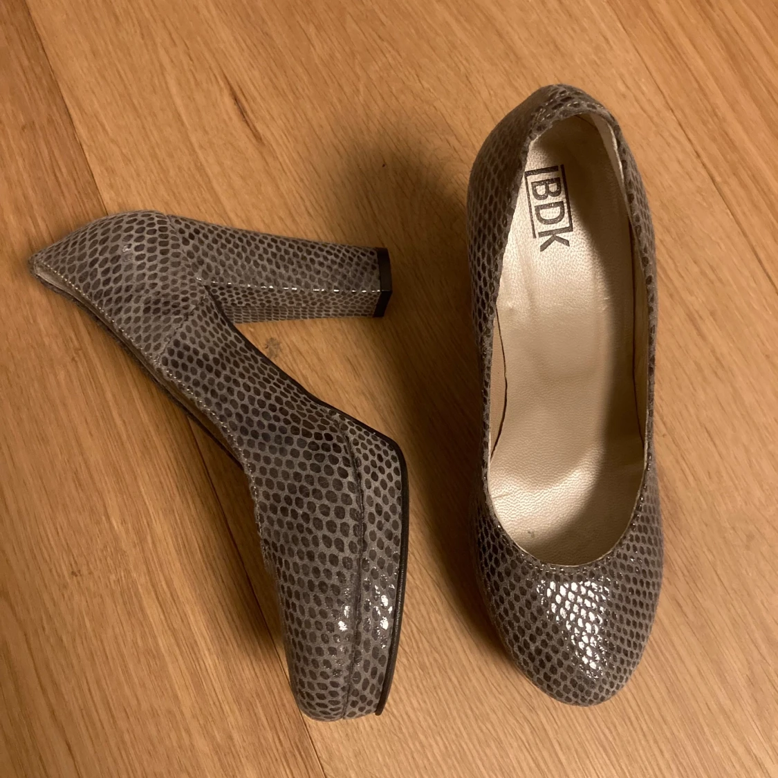 BDK pumps, grå, stl 36
