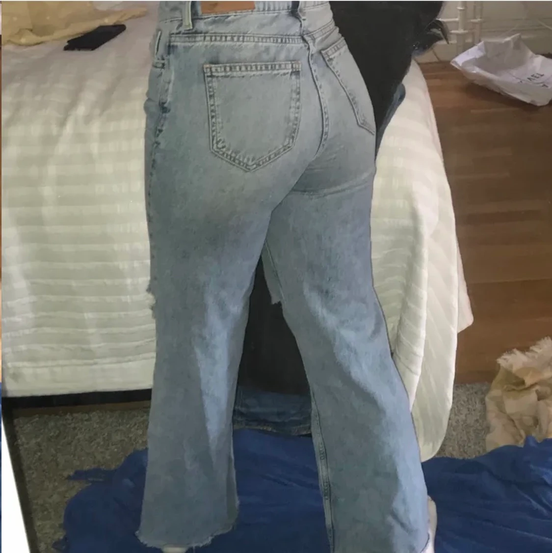 Ripped jeans never denim - 90