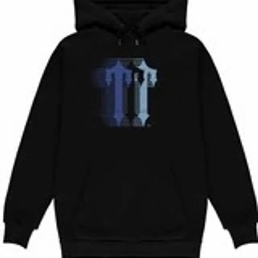 En limited Hoodie Från Trapstar använd ca. 4 gånger. Bilder är suddiga pga. Det finns inga bilder på hoodien på nätet, kan skicka bilder på hoodien och kvitto om man frågar 💧  GRATIS FRAKT📦 . Hoodies.