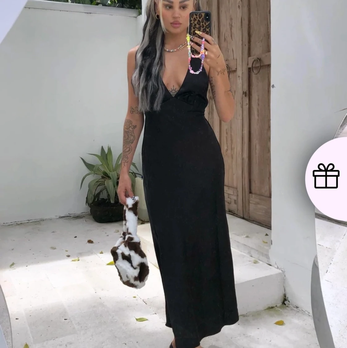 Svart lång silkesklänning  - 90