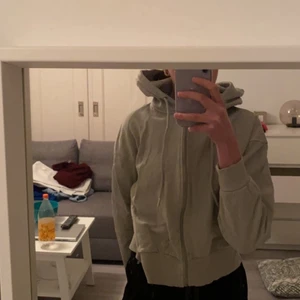 Kofta - En fin kofta ifrån Lager157 i fint skick!