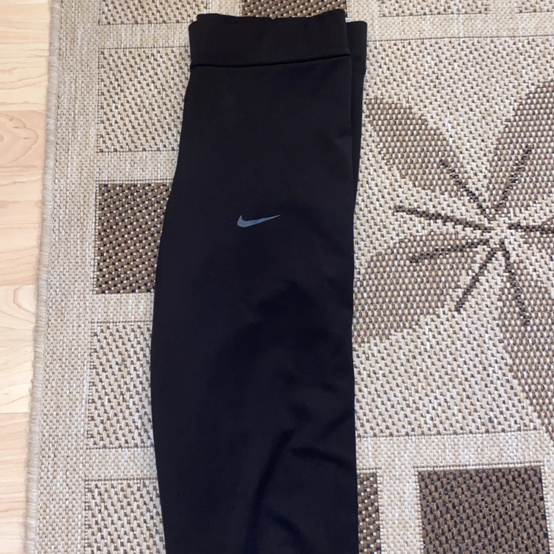 Nike träningsbyxor  - 90