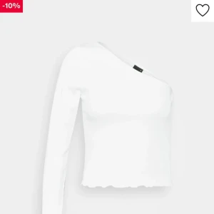One shoulder tröja från Gina tricot - En Gina tröja i storlek M som inte kommer till stor användning men är i gott skick!